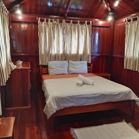 Pahiluna Guesthouse Panglao Bagian luar foto