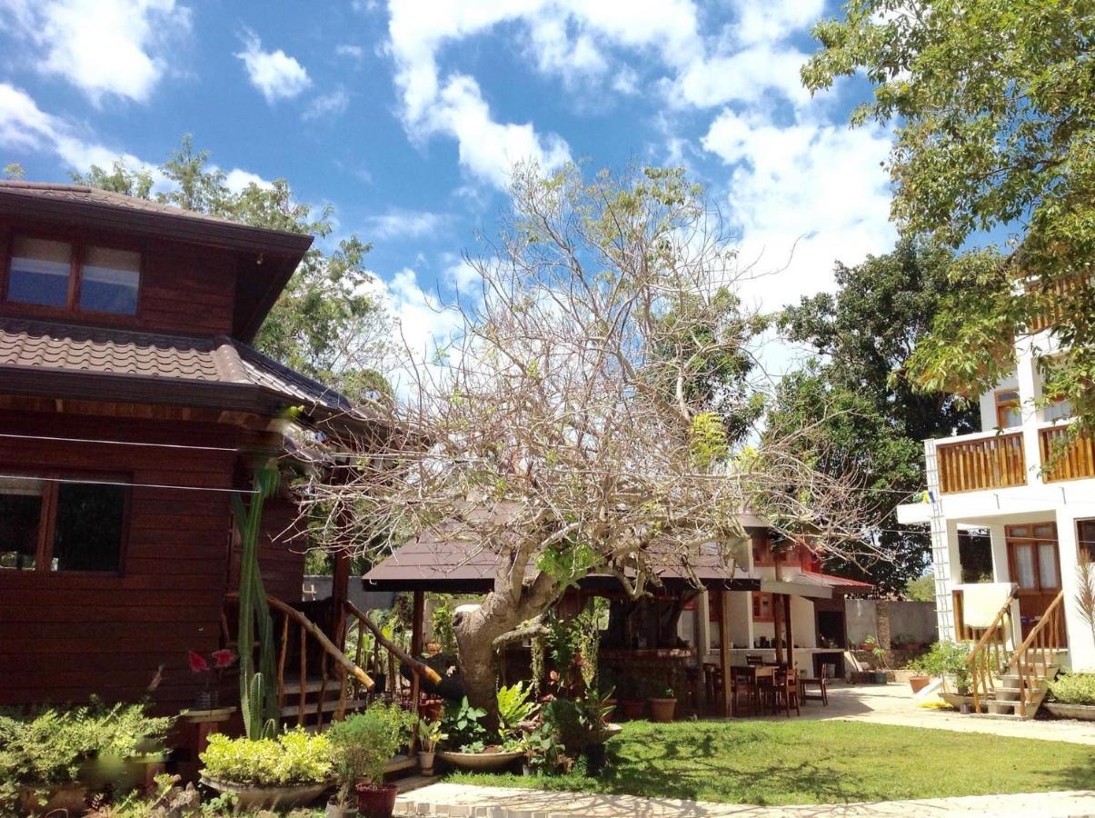 Pahiluna Guesthouse Panglao Bagian luar foto