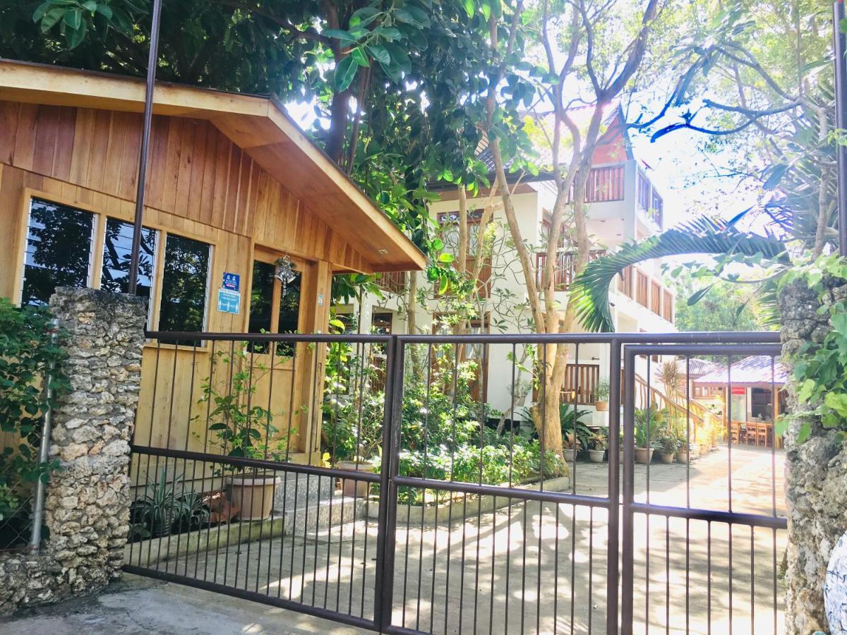 Pahiluna Guesthouse Panglao Bagian luar foto