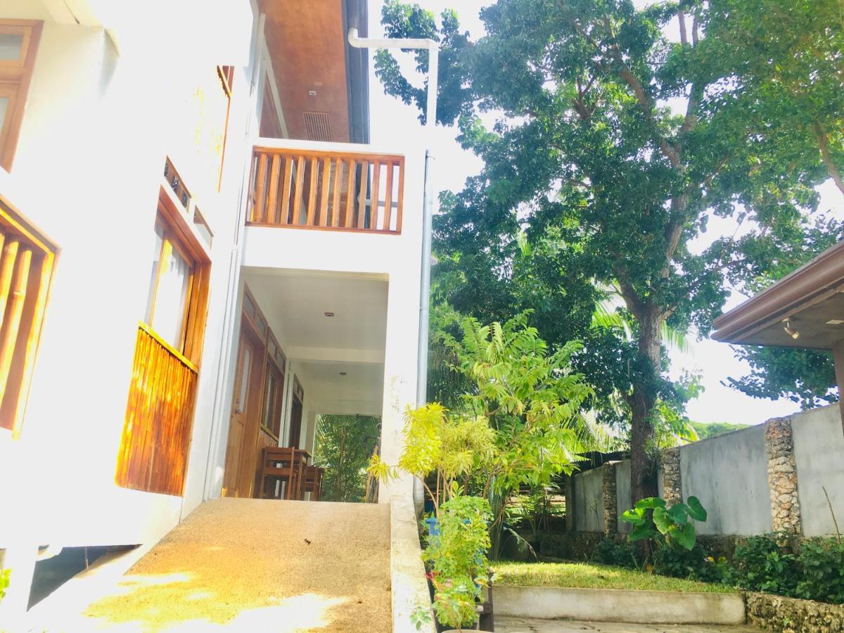 Pahiluna Guesthouse Panglao Bagian luar foto