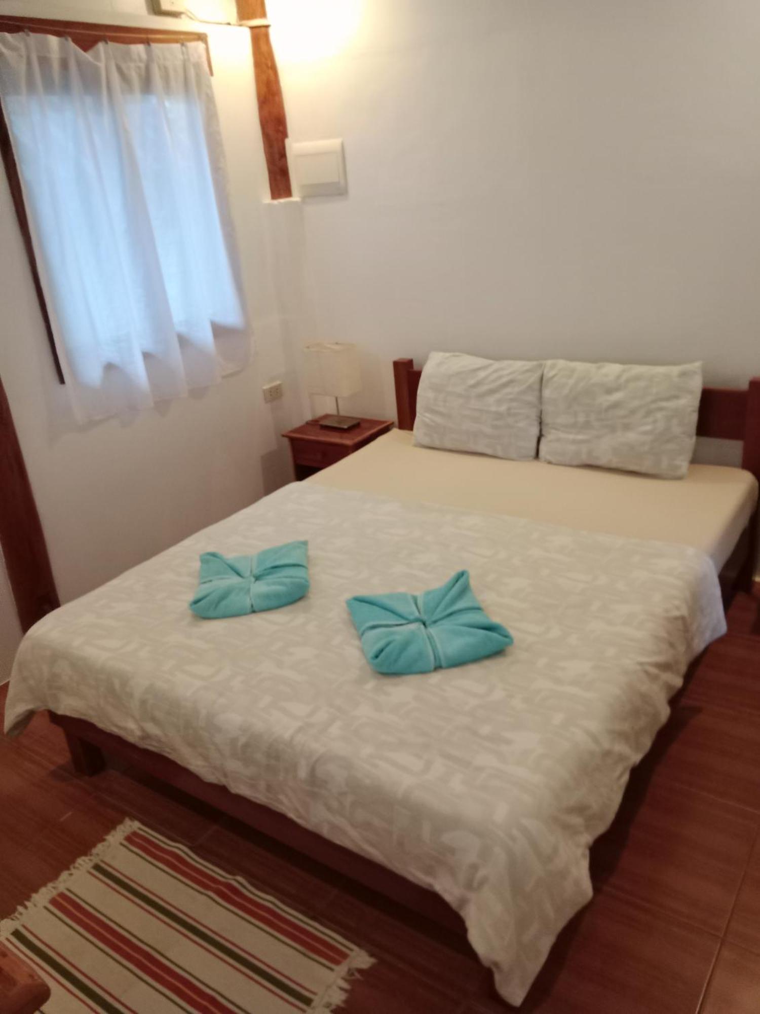 Pahiluna Guesthouse Panglao Bagian luar foto