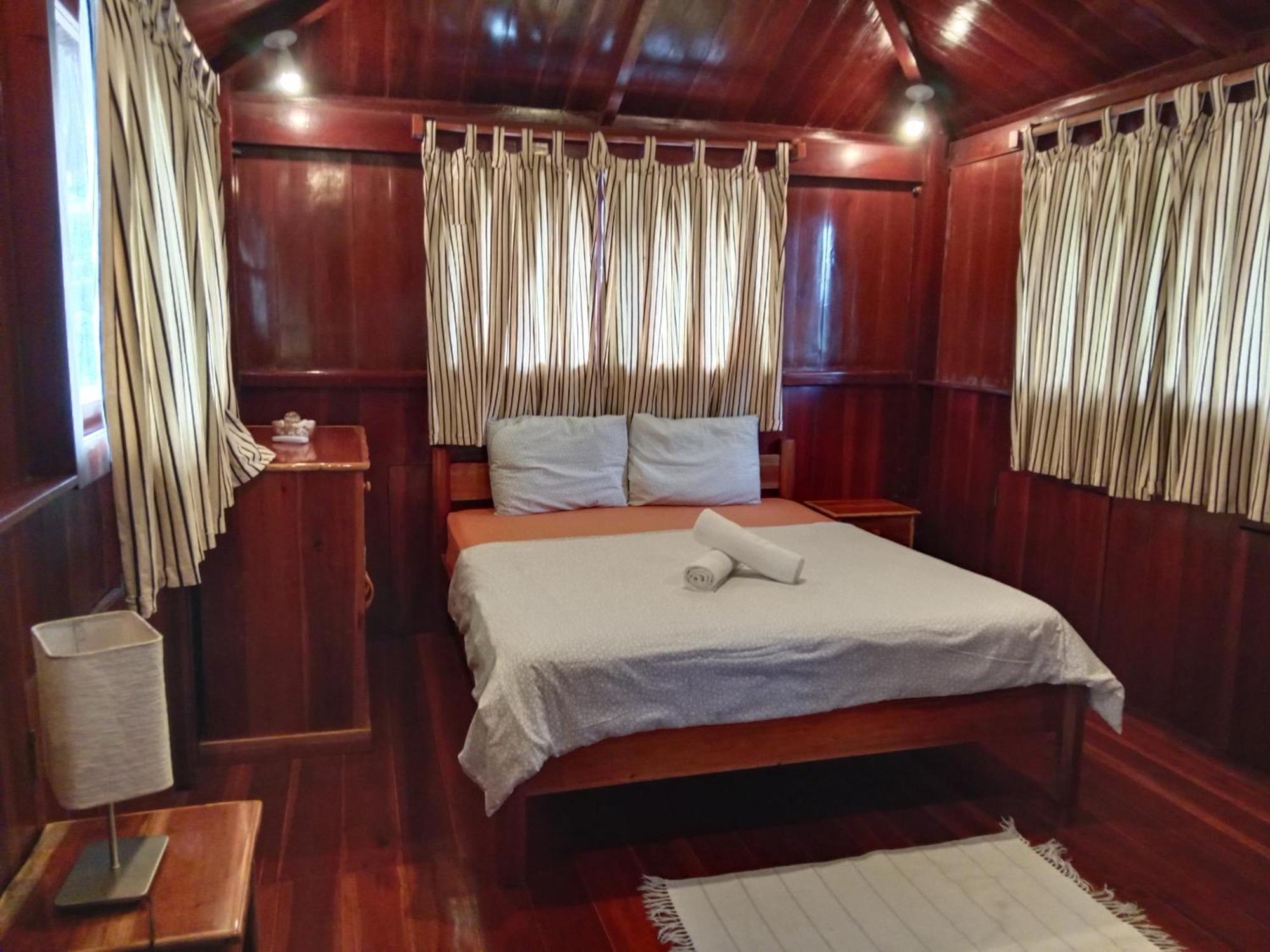 Pahiluna Guesthouse Panglao Bagian luar foto