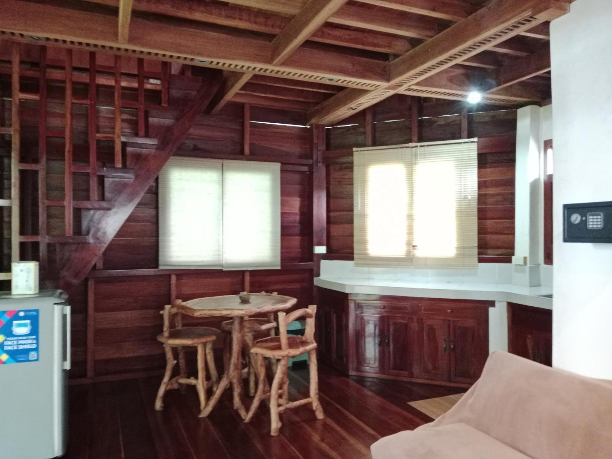 Pahiluna Guesthouse Panglao Bagian luar foto