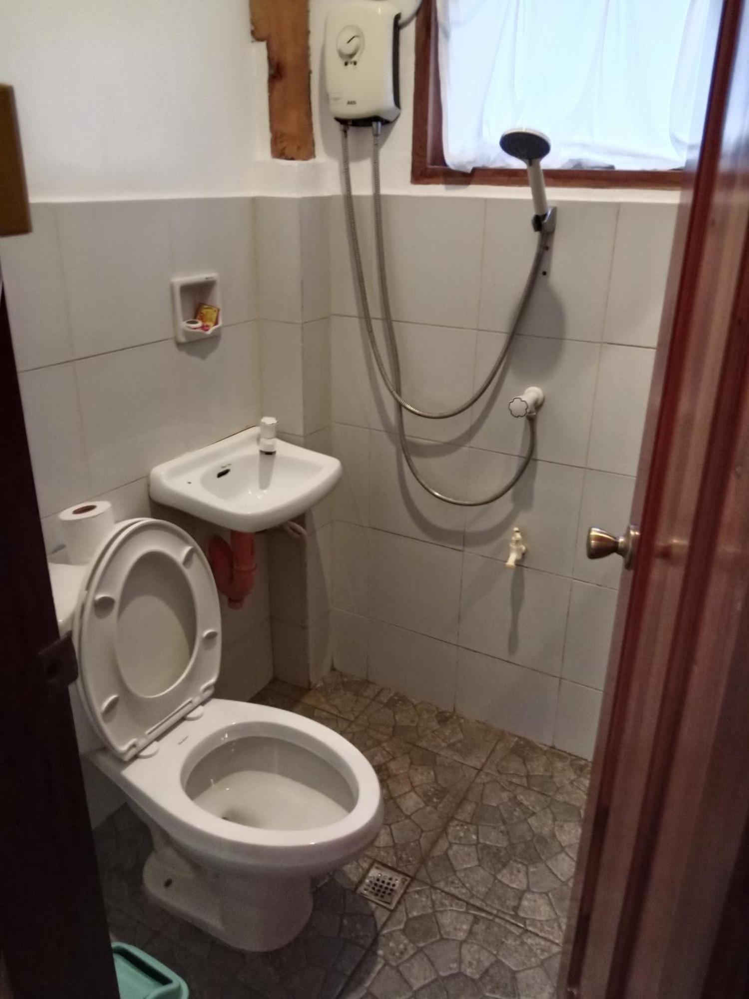 Pahiluna Guesthouse Panglao Bagian luar foto